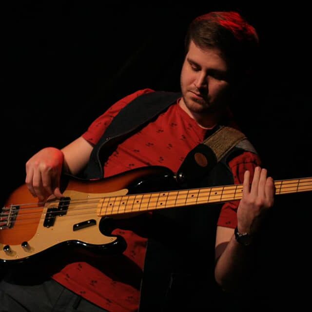 Bass Lehrer